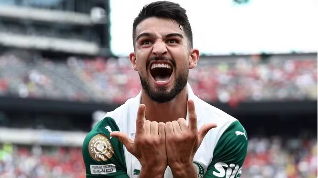 Palmeiras vence o Al Ahly e fica perto da vaga nas oitavas da Copa do Mundo de Clubes