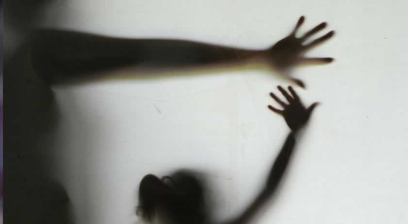 Ao menos 4.473 mulheres foram vítimas de feminicídio na América Latina em 2021