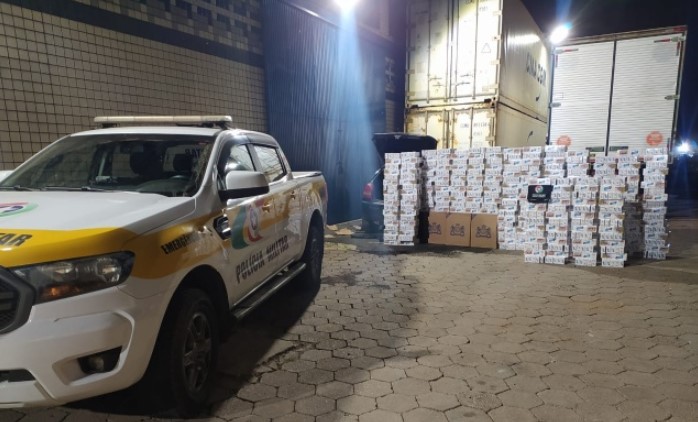 Operação policial apreende contrabando de cigarros em Flor do Sertão