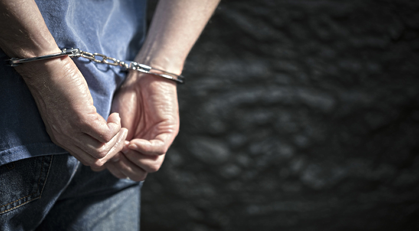 Homem é detido por descumprir medida protetiva