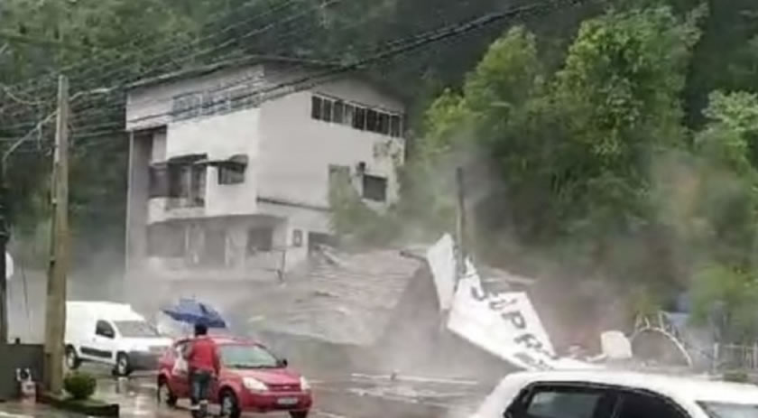 Deslizamento de terra ‘engole’ empresas de Concórdia