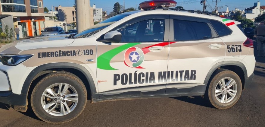 PM flagra condutor de automóvel sem CNH