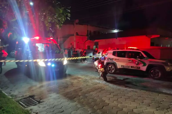 Suspeito de estupro é morto a pauladas por 10 pessoas em Itajaí