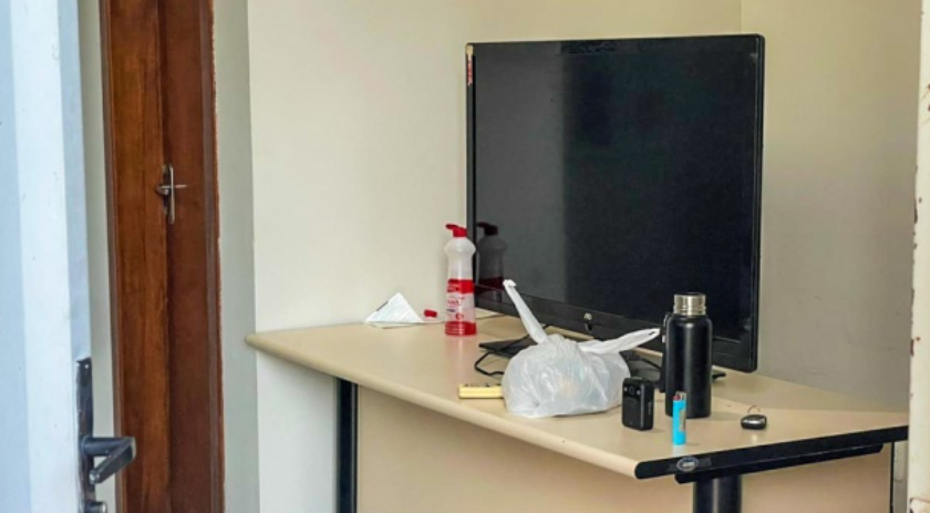 Homem com mais de 60 passagens policiais furta televisor e acaba preso