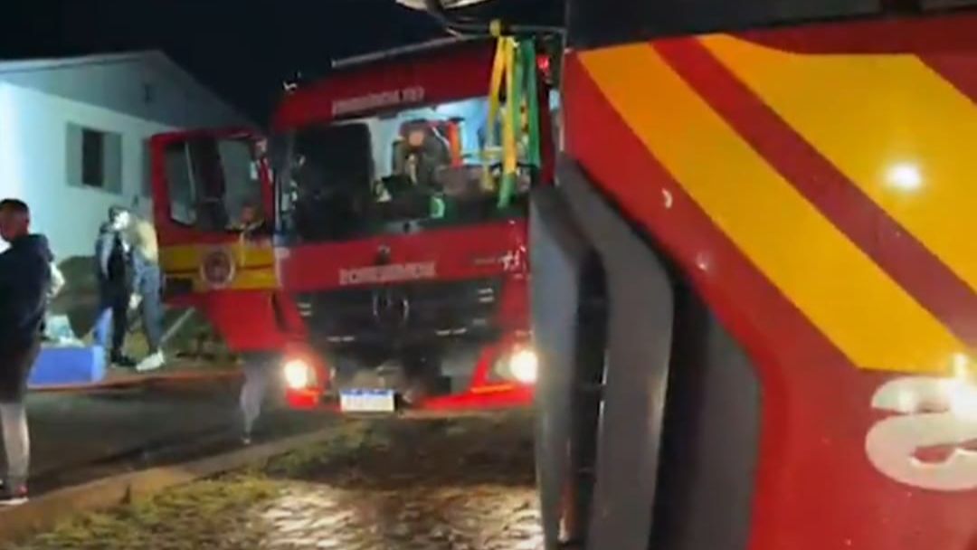 Princípio de incêndio causa prejuízos em residência de São Miguel do Oeste