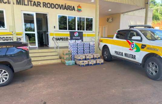 Abordagem policial apreende cerca de R$ 87 mil em bebidas contrabandeadas em Chapecó