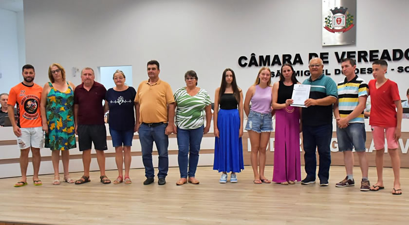 Câmara presta homenagem à família Matana pelos “relevantes serviços prestados à comunidade”