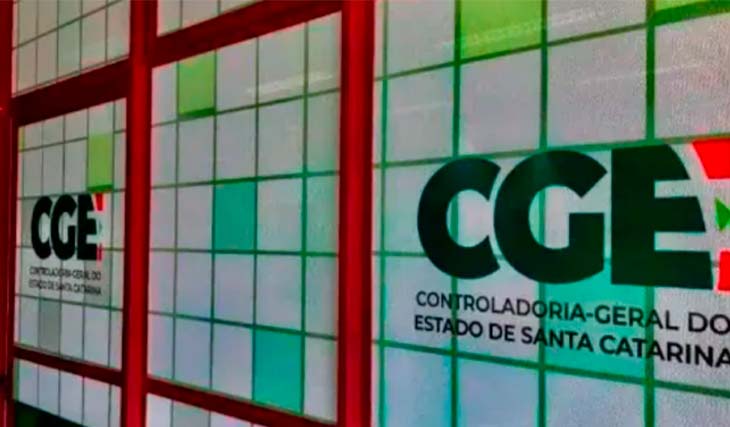 Concurso em SC com salário de R$ 21 mil atrai 10 mil candidatos