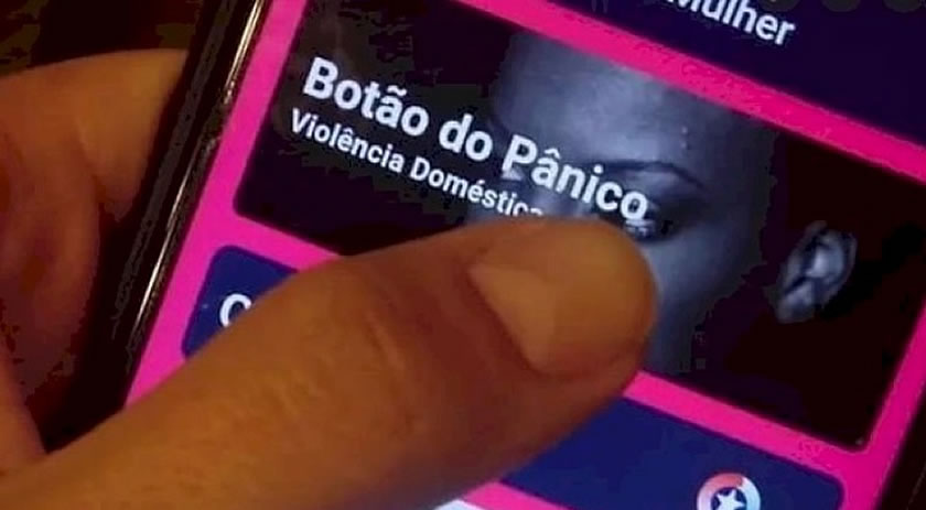 Homem é preso por violência doméstica após vítima acionar “botão do pânico” no Oeste de SC