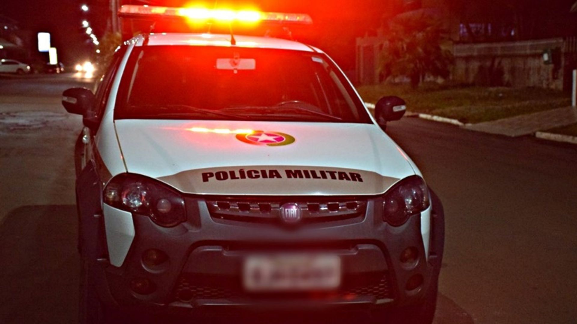Perseguição policial termina em colisão e prisão de motorista embriagado com drogas na BR-163