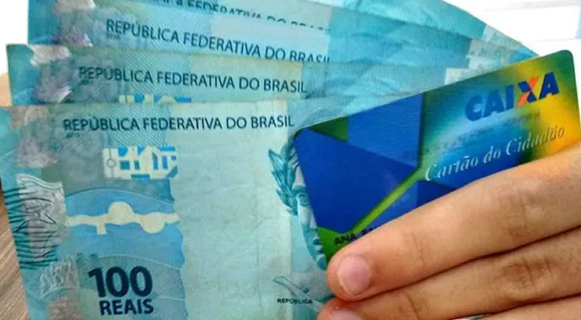 Caixa libera abono salarial para nascidos em maio e junho