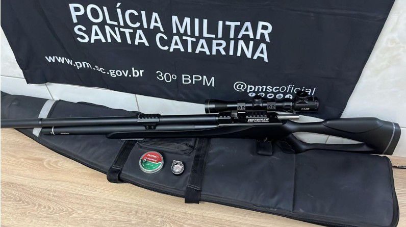 Homem é detido por atirar em aves silvestres com arma de pressão