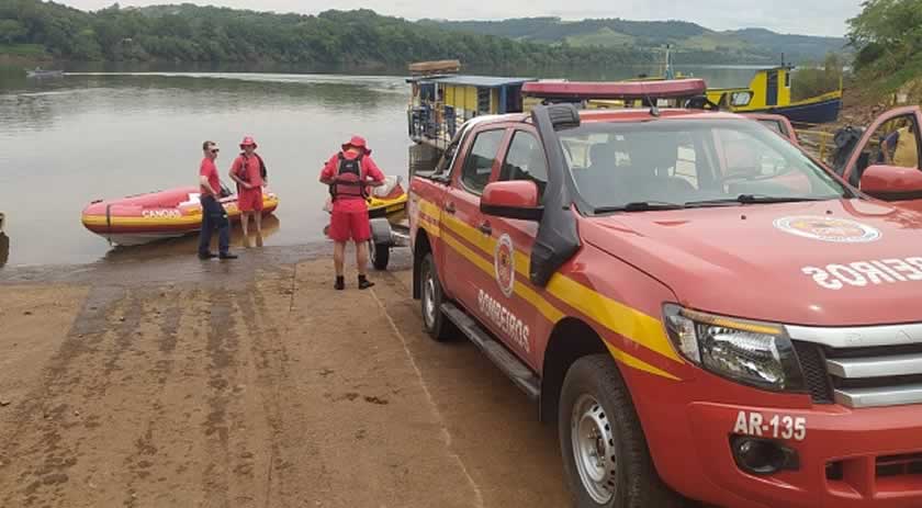 Bombeiros retomam buscas ao homem desaparecido no Rio Uruguai