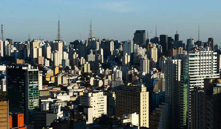 Preços de alugueis residenciais fecham 2022 com alta de 8,25%, diz FGV