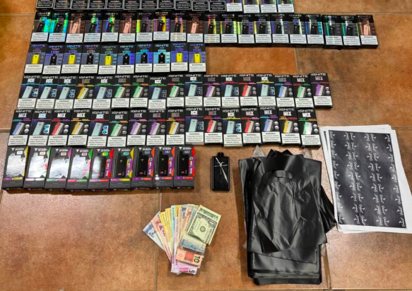 Polícia Civil prende jovem por venda ilegal de cigarros eletrônicos