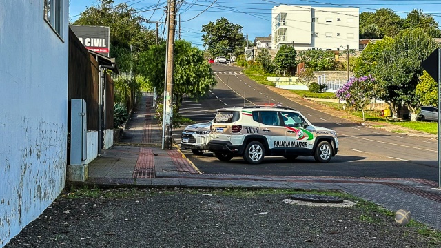 Mulher sofre traumatismo craniano após agressão do companheiro