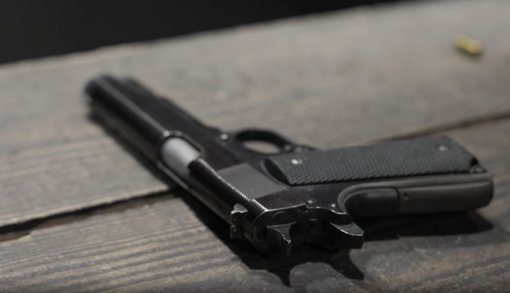 Furto de arma de fogo é registrado em residência rural