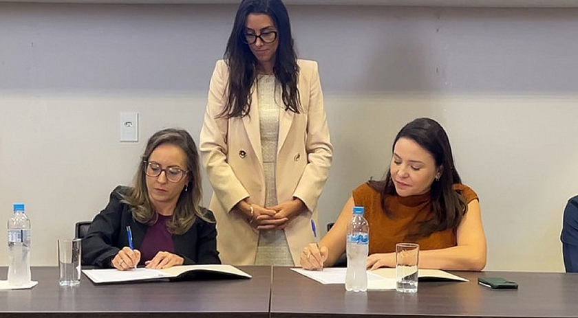 PF e Prefeitura de Dionísio Cerqueira firmam protocolo para que atendimento de migração a turistas seja feito na aduana
