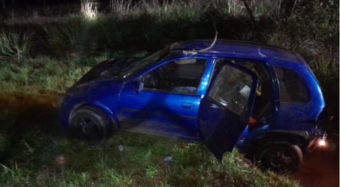 Bombeiros são chamados para atender capotamento de veículo e não encontram vítimas