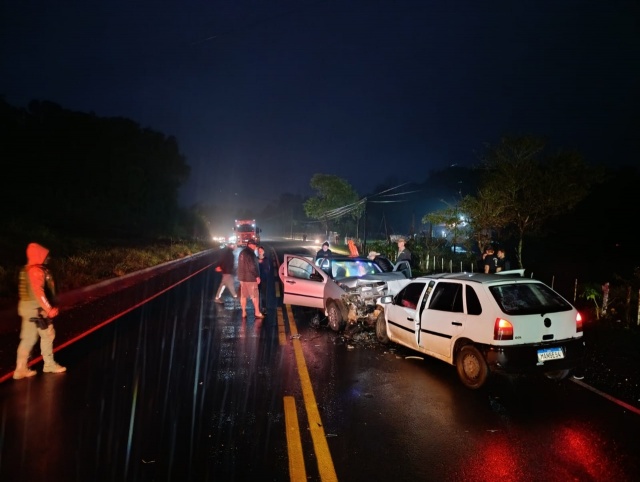 Colisão de veículos resulta em morte e feridos na SC 283