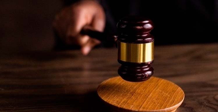 Projeto torna crime a discriminação de políticos