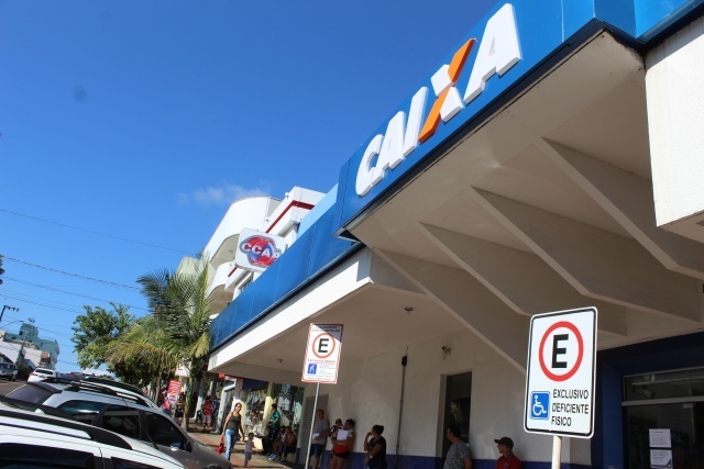 Caixa inicia pagamento do abono salarial 2024 em fevereiro