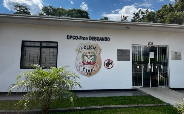 Polícia Civil prende idoso acusado de abusar de menina de 14 anos