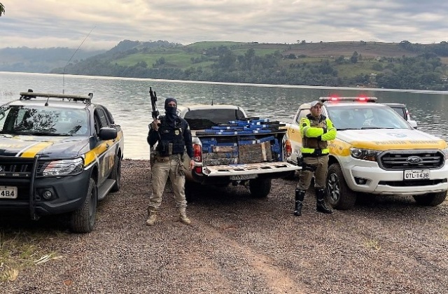 Jovem de 21 anos é preso transportando quase 800 quilos de maconha em picape furtada