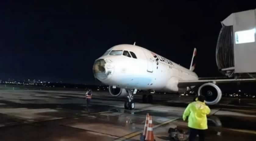 Tempestade de gelo destrói ‘nariz’ de avião ao sair do PR