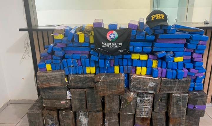 PRF e PMRV apreendem cerca de 600kg de maconha em Anchieta