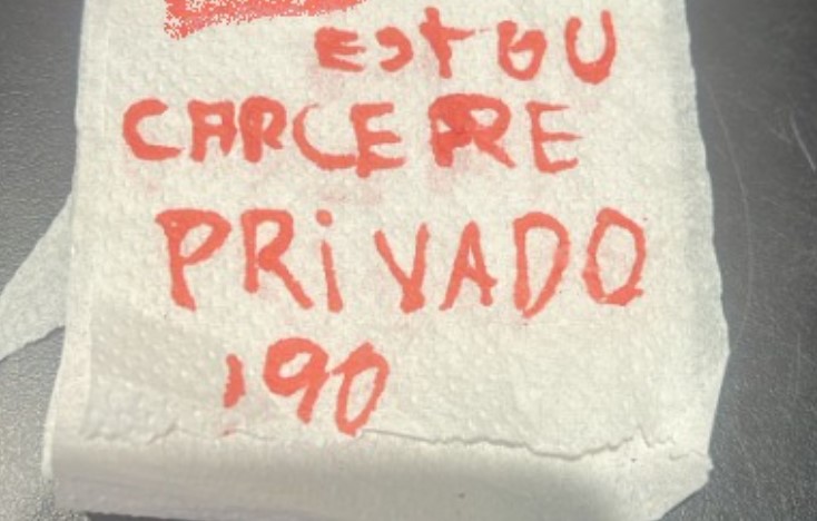 Mulher deixa recado em pedaço de papel higiênico para pedir socorro em SC