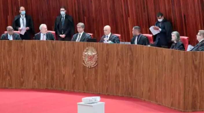 Plenário do TSE confirma multa de R$ 22,9 milhões ao PL