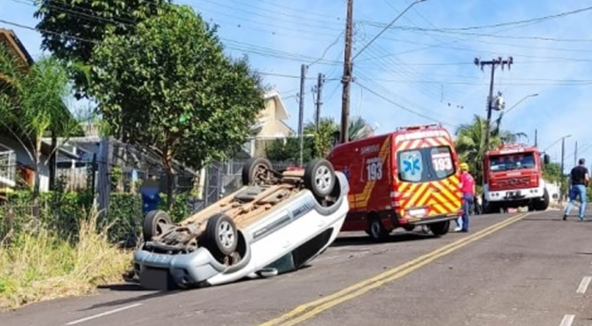 Colisão entre dois veículos é registrado no bairro Jardim