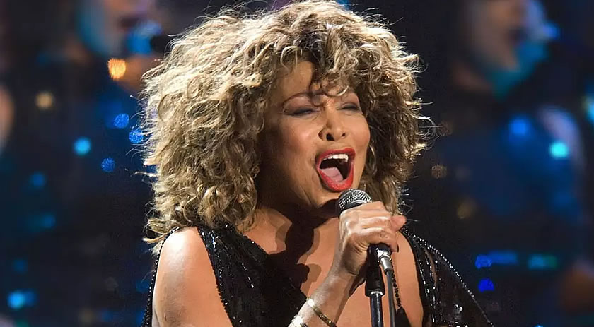 Tina Turner, cantora americana rainha do rock n' roll, morre aos 83 anos
