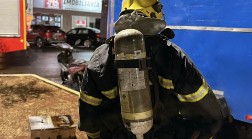 Princípio de incêndio em fritadeira de food truck mobiliza Bombeiros