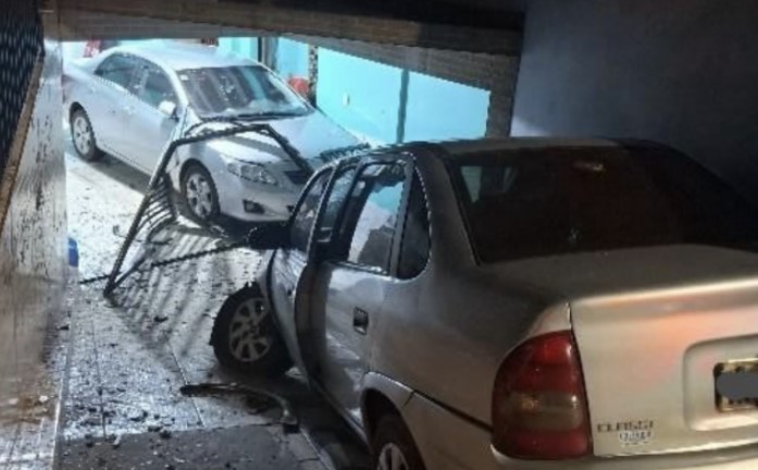 Jovem é preso após furtar carro e causar acidente no Centro