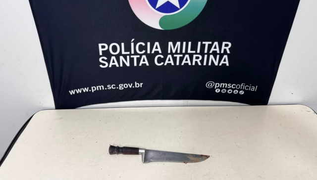 Discussão por causa de osso oferecido a cachorro termina em homicídio a facadas em Blumenau