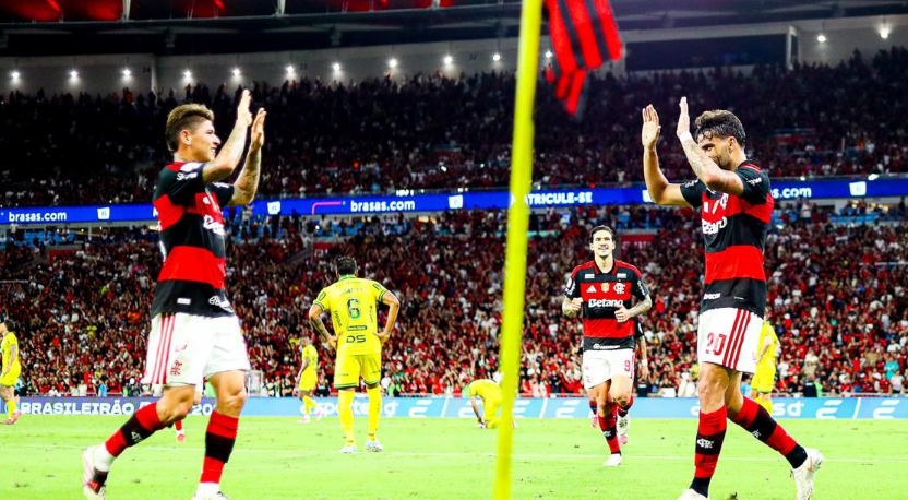 Flamengo vence o Mirassol e fica a um ponto da liderança do Brasileirão