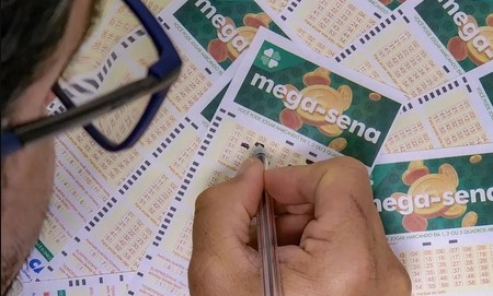Bilhete catarinense ficou a um número do prêmio principal, que acumulou para R$ 52 milhões