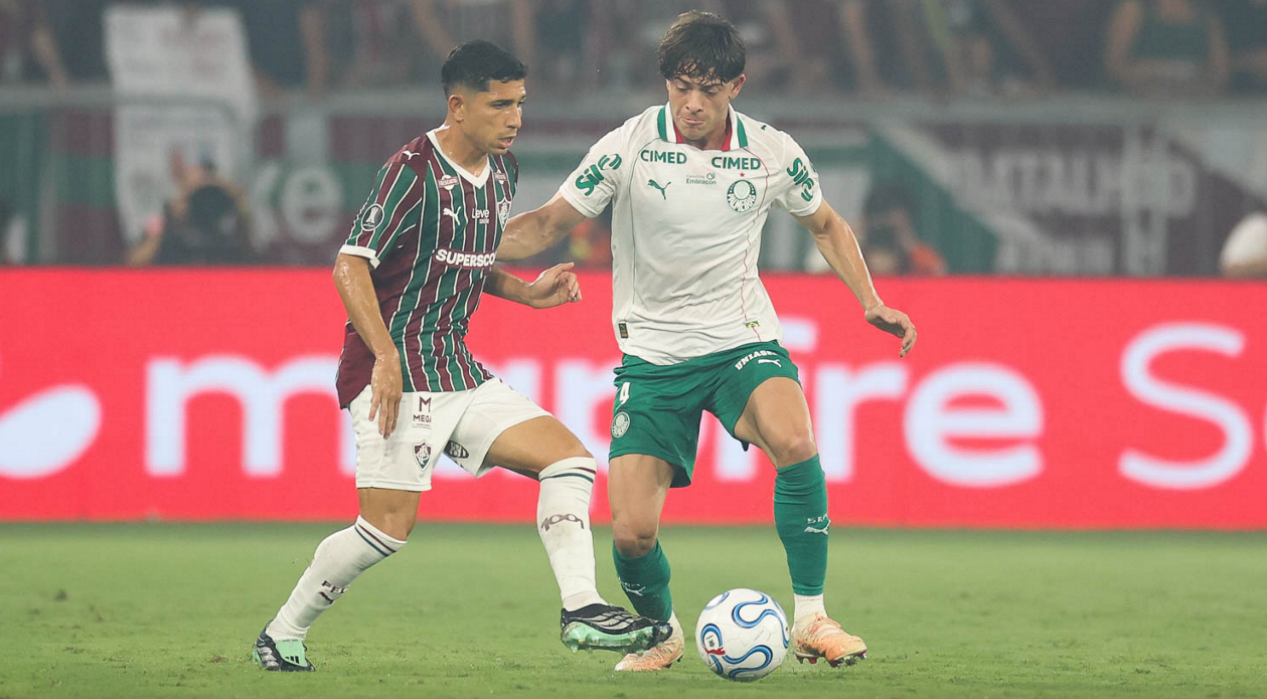 Palmeiras vence o Fluminense no Maracanã e fica perto da final da Libertadores