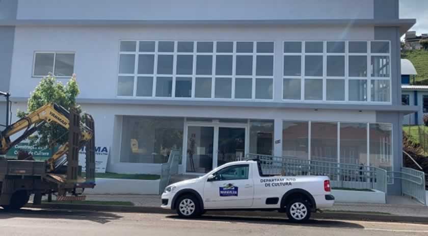 Departamento de Cultura e biblioteca preparam mudança para nova sede e atendimento sofre alterações