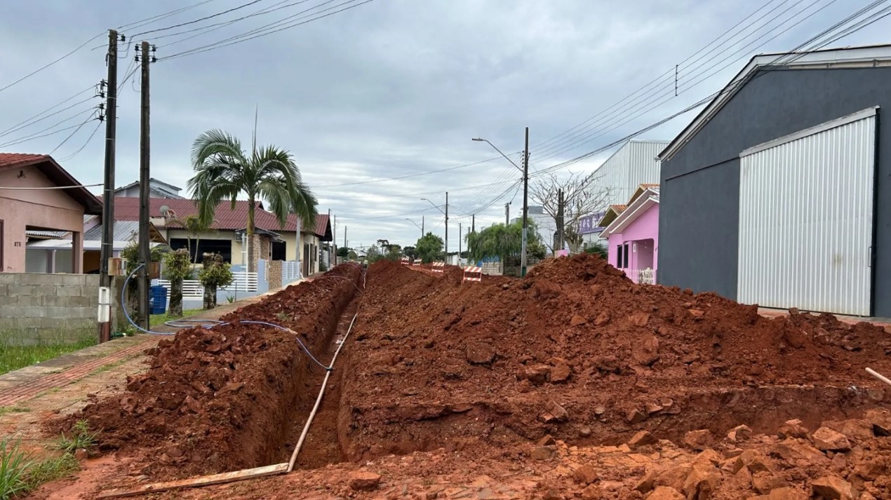 Casan moderniza rede de água em Iporã do Oeste