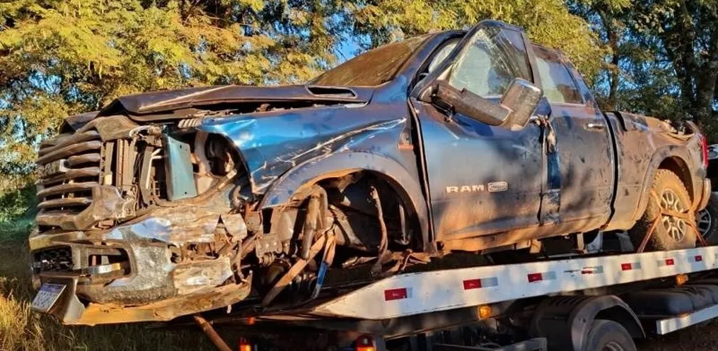 Cantor gaúcho, Baitaca sofre acidente de carro em estrada rural do RS