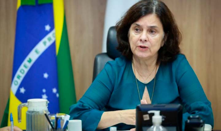Ministra da Saúde revoga portaria que dificultava aborto legal no país