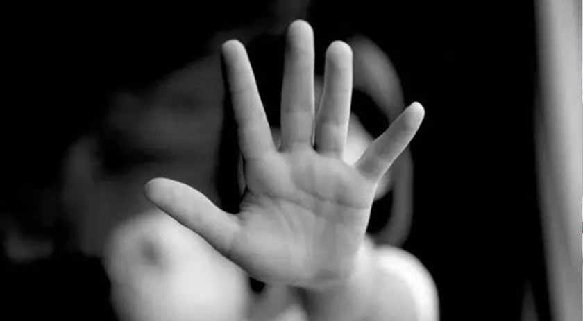 Polícia prende mulher por obrigar filha a manter relações sexuais com idoso em SC