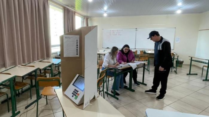 82% das cidades catarinenses votaram com urna eletrônica nas eleições do Conselho Tutelar