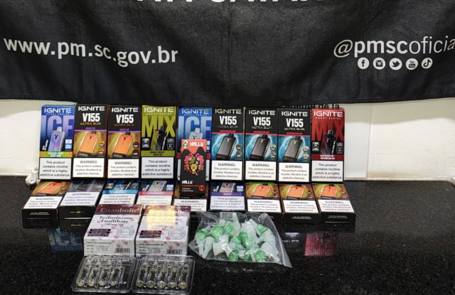 Polícia Militar apreende cigarros eletrônicos, anabolizantes e acessórios para canetas emagrecedoras