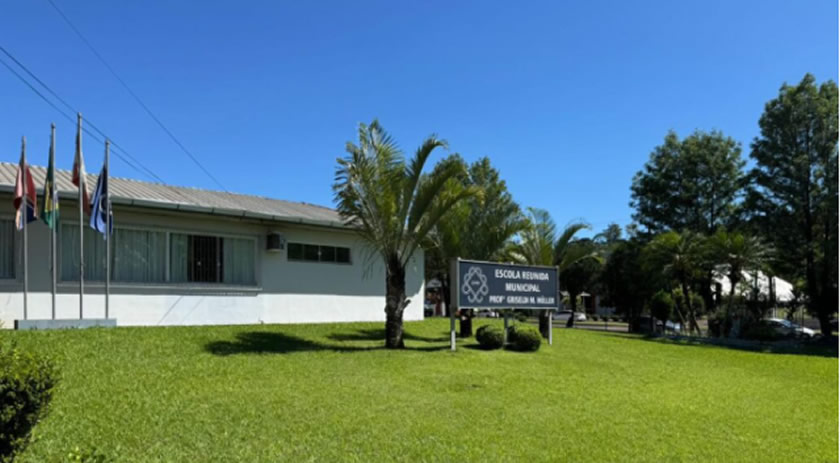 Aulas são retomadas; atividades haviam sido suspensas depois de instituição de ensino receber ameaças