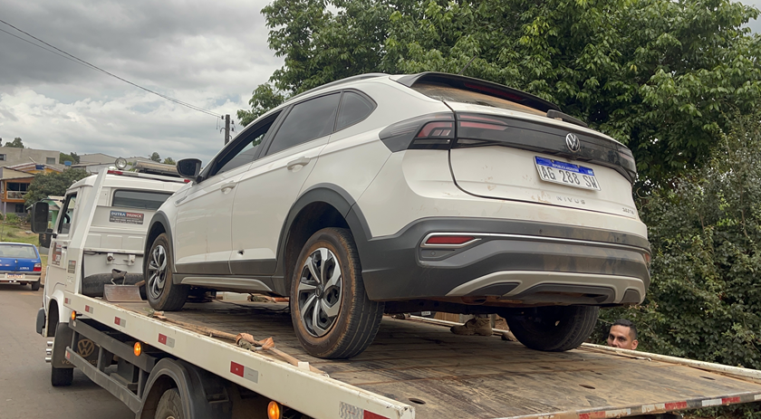 Veículo furtado é recuperado com placas clonadas da Argentina