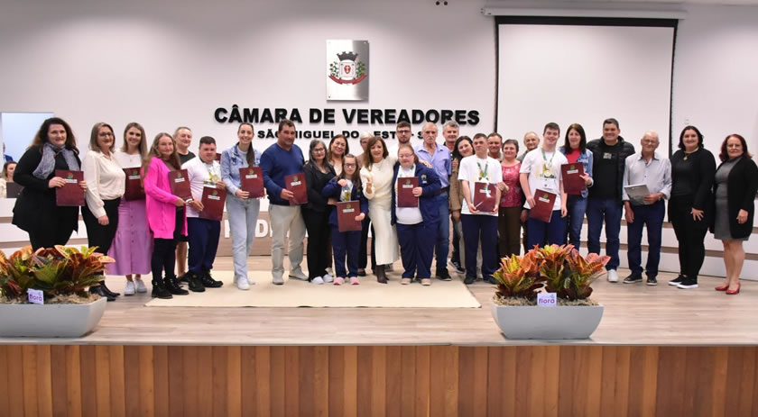 Câmara parabeniza atletas de São Miguel do Oeste e região pelo desempenho na Olimpíada Estadual das Apaes